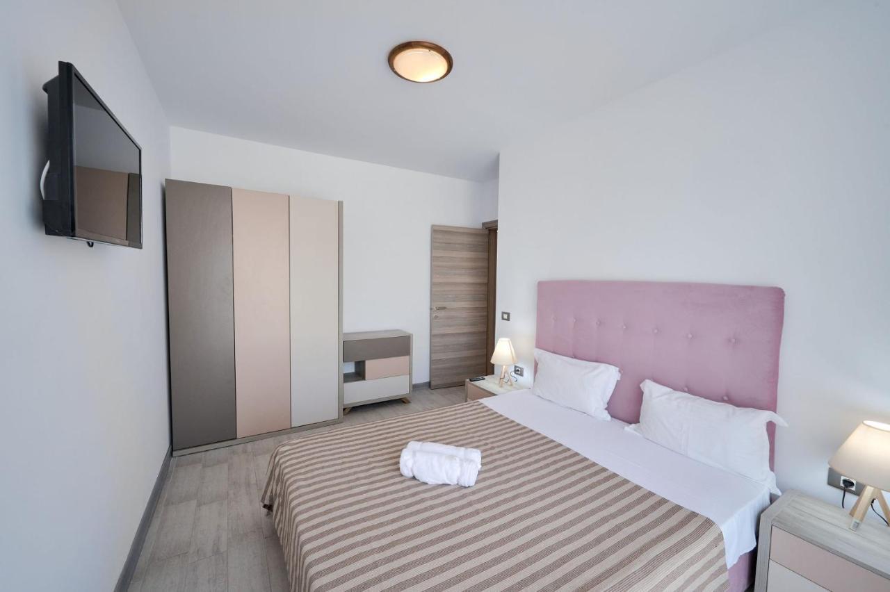 Beachfront 1Br Apartment- Spa N Pools Mamaja Zewnętrze zdjęcie