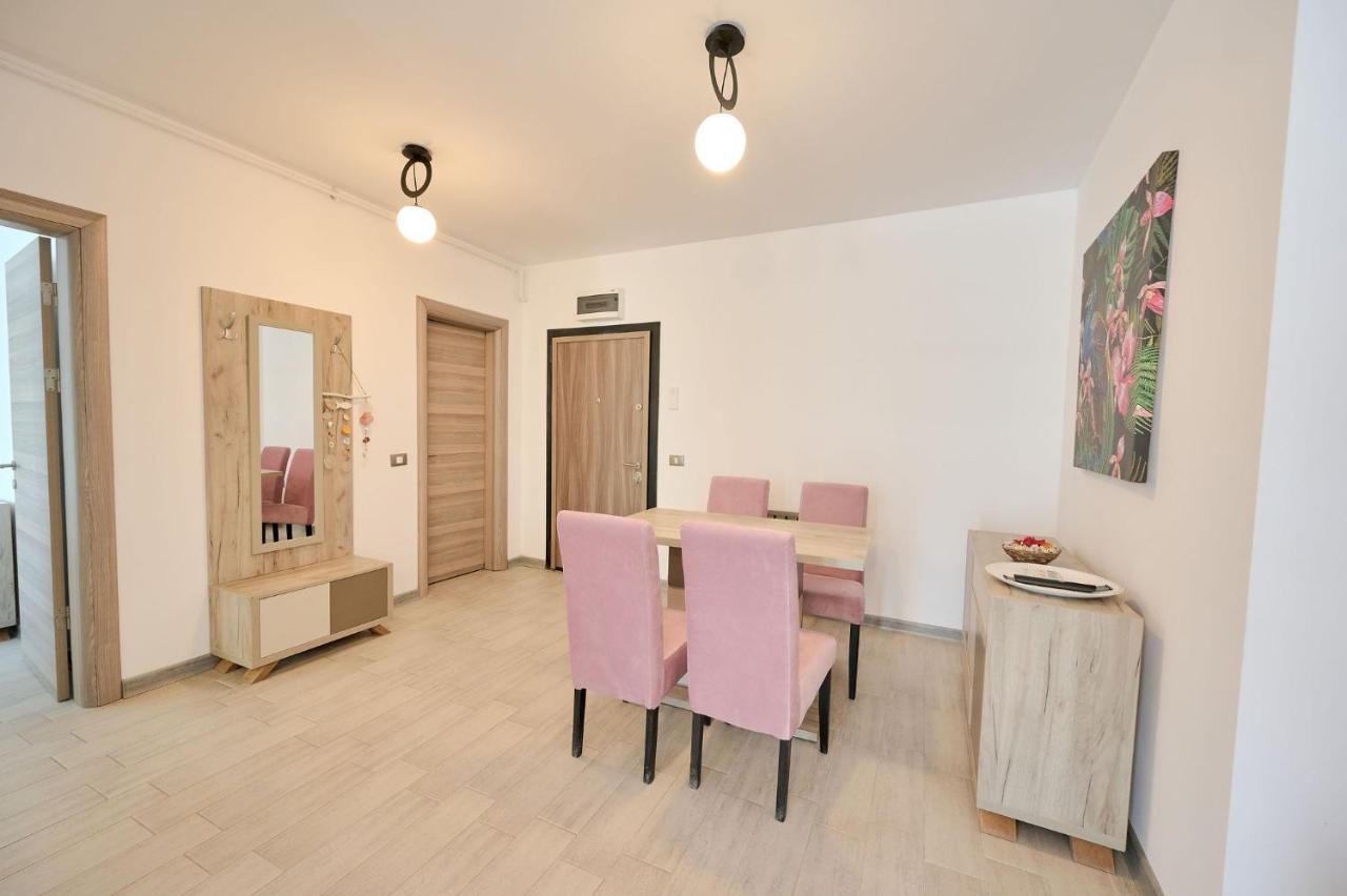 Beachfront 1Br Apartment- Spa N Pools Mamaja Zewnętrze zdjęcie